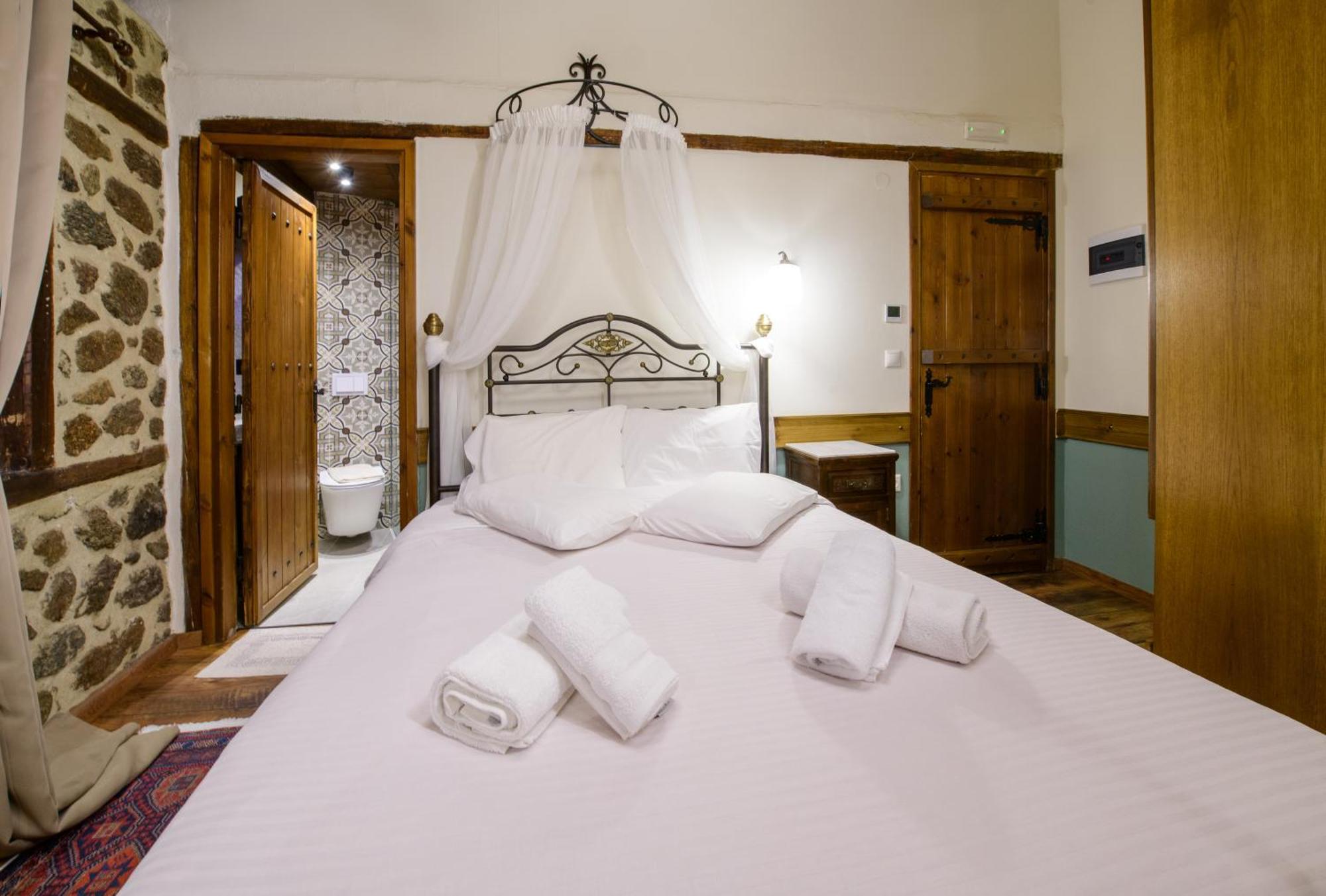Agios Germanos Hotell Eksteriør bilde