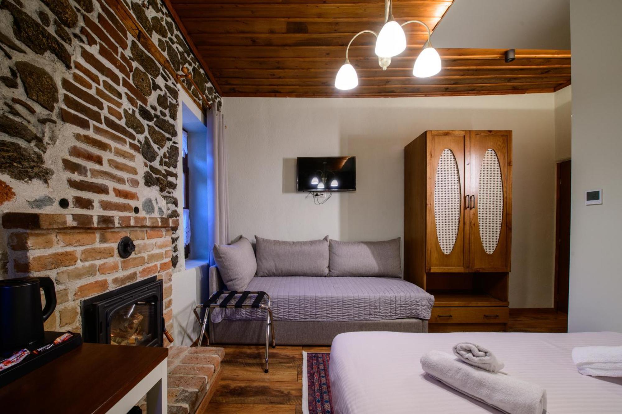 Agios Germanos Hotell Eksteriør bilde