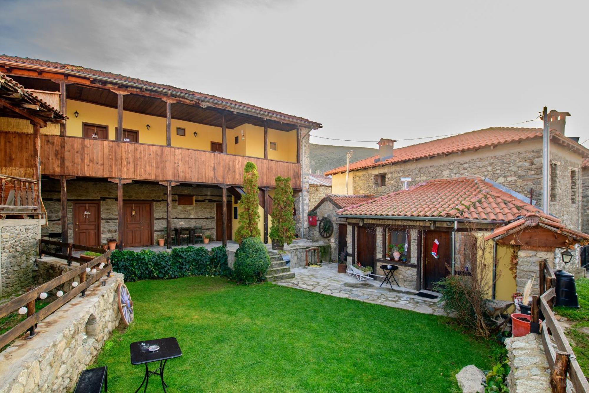 Agios Germanos Hotell Eksteriør bilde